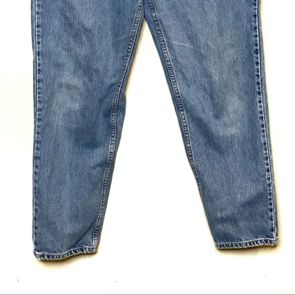 Levi’s vintage 560 high waist mom jeans size 10